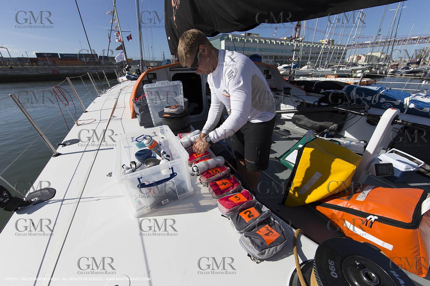 Volvo Ocean Race 2014-2015 - Team Alvimedica trainings - Boat preparation - Lisbon (POR) - 25 04 2014