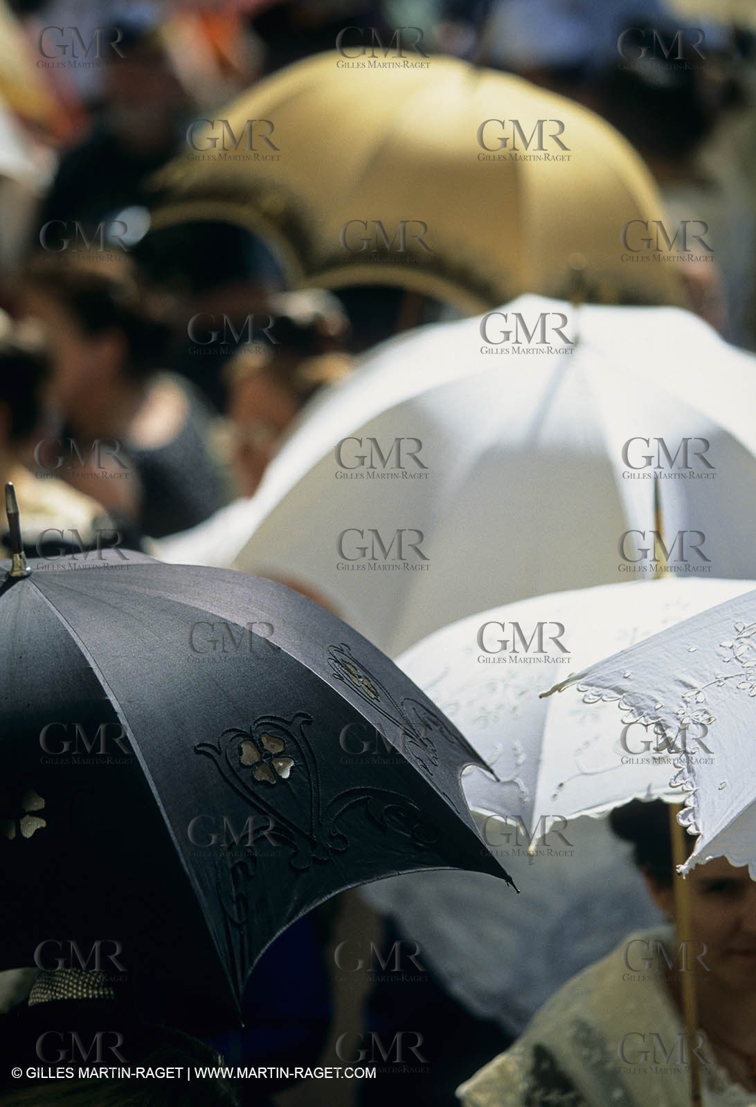 Arles (FRA,13) - Costume from Arles Fest