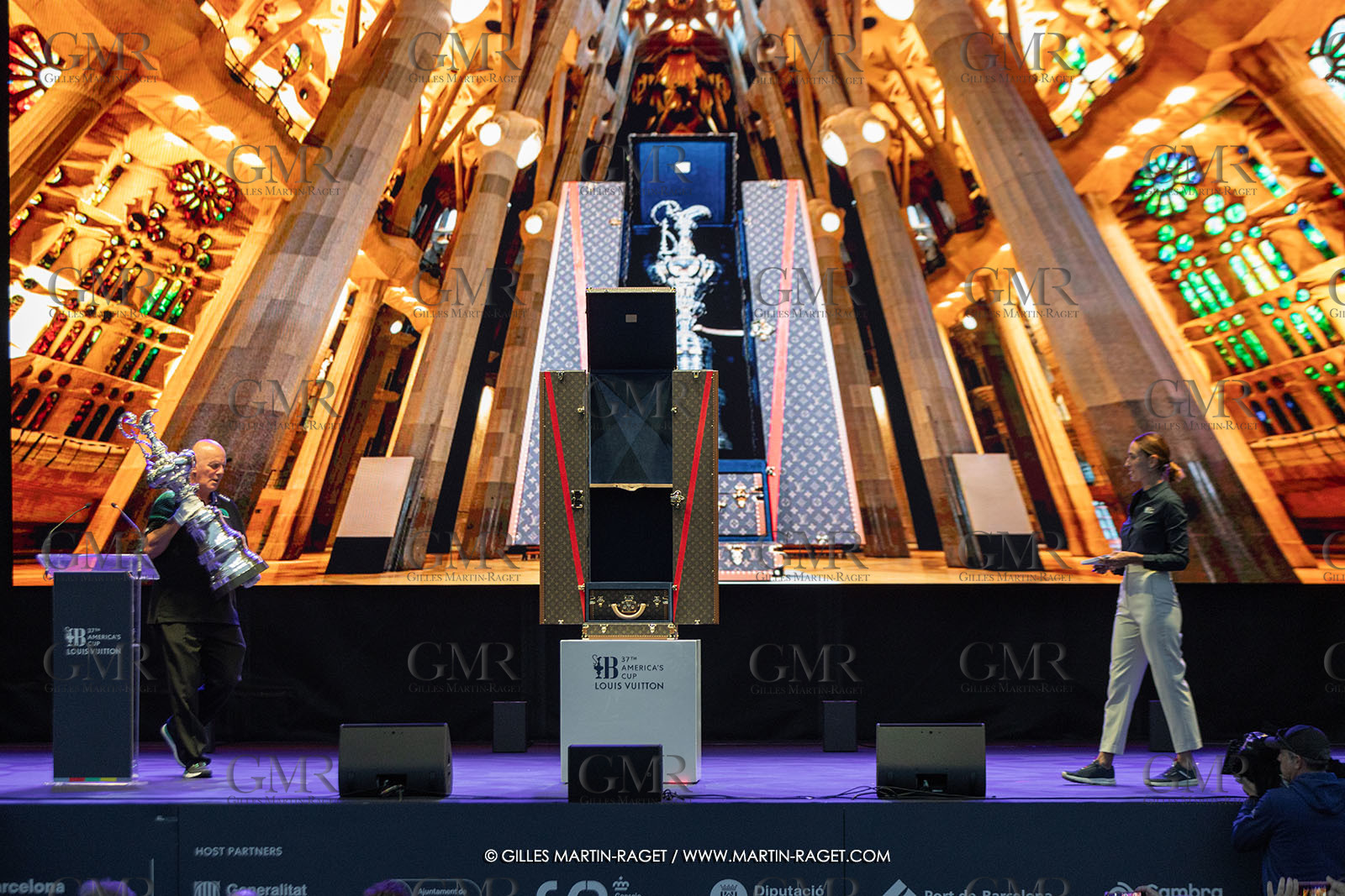 19 10 2024, Barcelona (ESP), Louis Vuitton 37th America's Cup, Final Match, Race Day 6 , Prizegiving