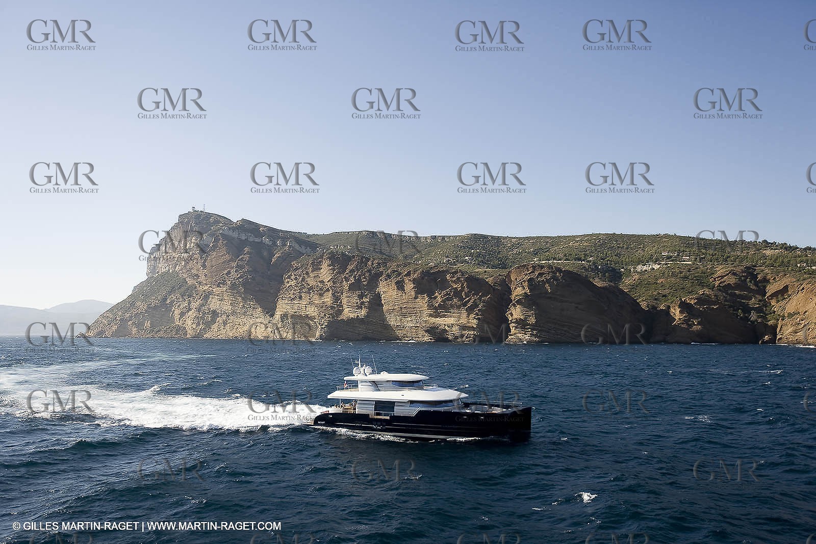 13-07-07 - La Ciotat (FRANCE) - MotorYacht - Chantier H2X