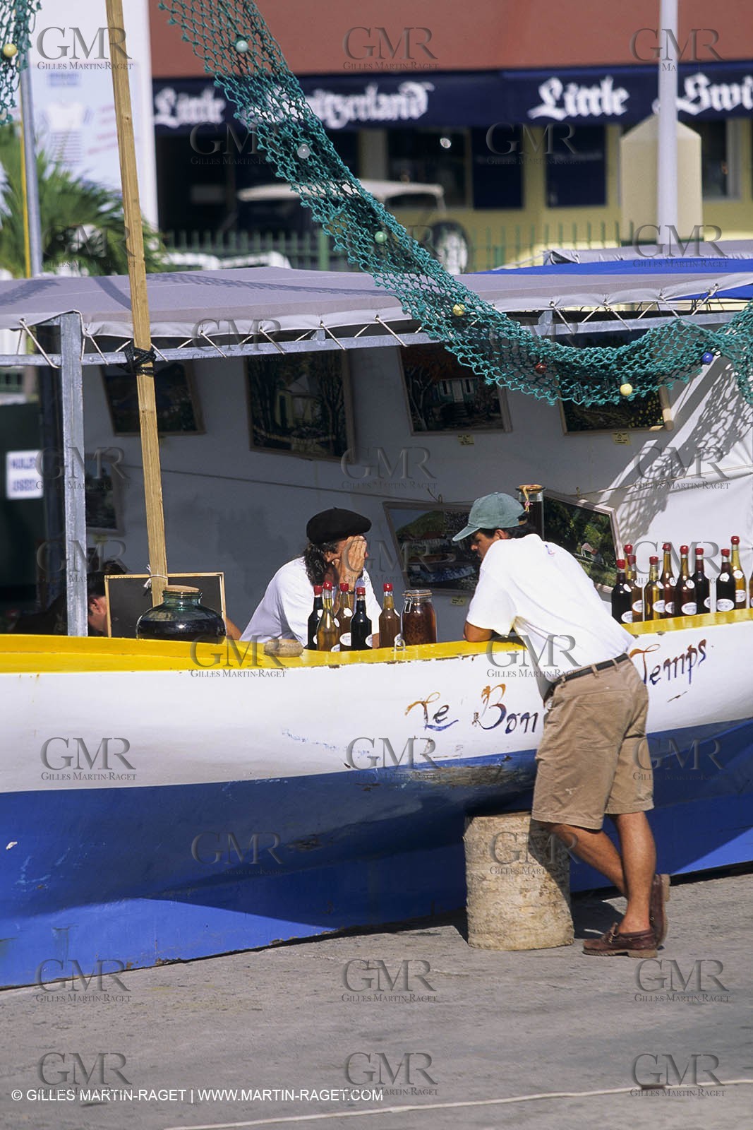 Sailing, cruising, people