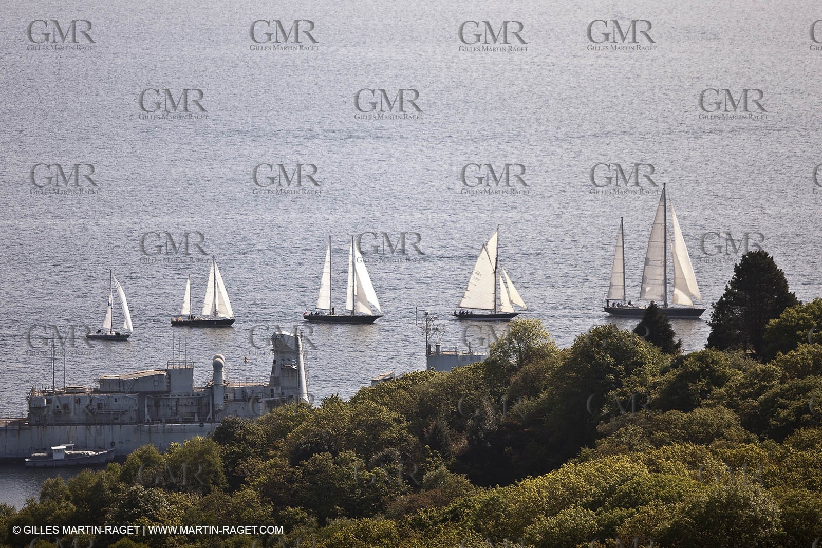 19 05 2010 -  Lanveoc Poulmic (FRA,29) - French Navy School Grand Prix - Les Pen Duick