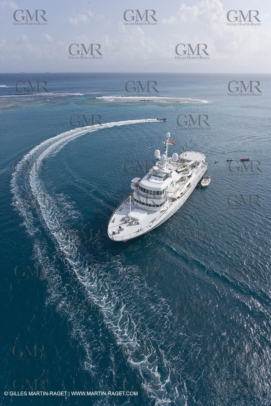 01 02 2008 - San Blas Archipelago (Panama) - Motor Yacht Senses