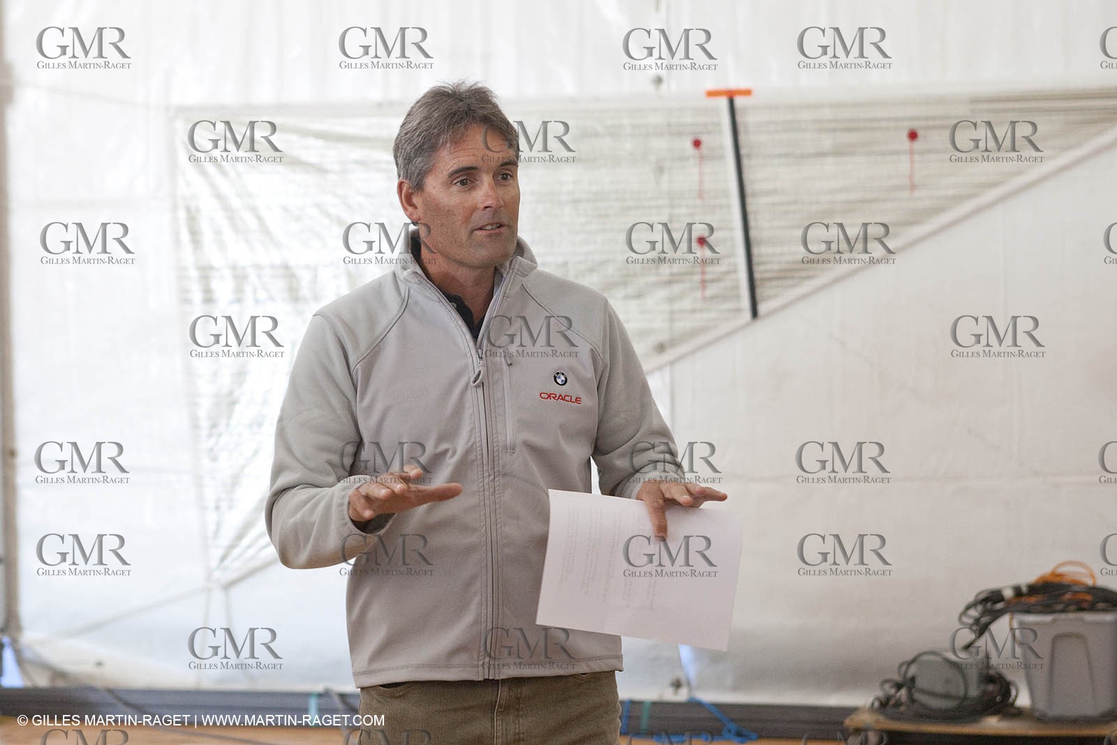 15 11 2009 - San Diego (USA, CA) - 33rd America's Cup - BMW ORACLE Racing - Wing trials, Day 4