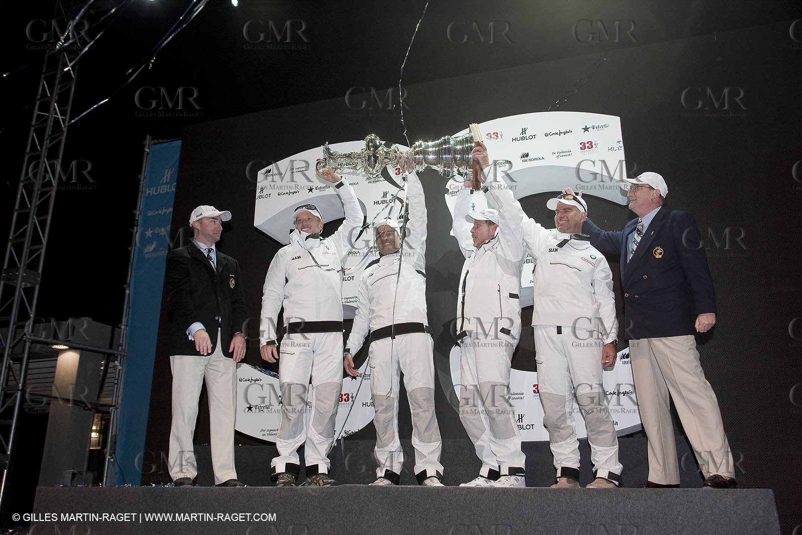14 02 2010 - Valencia (ESP) - 33rd America's Cup - BMW ORACLE Racing - Race 2 - James Spithill - Russell Coutts - Larry Ellison - John Kostecki