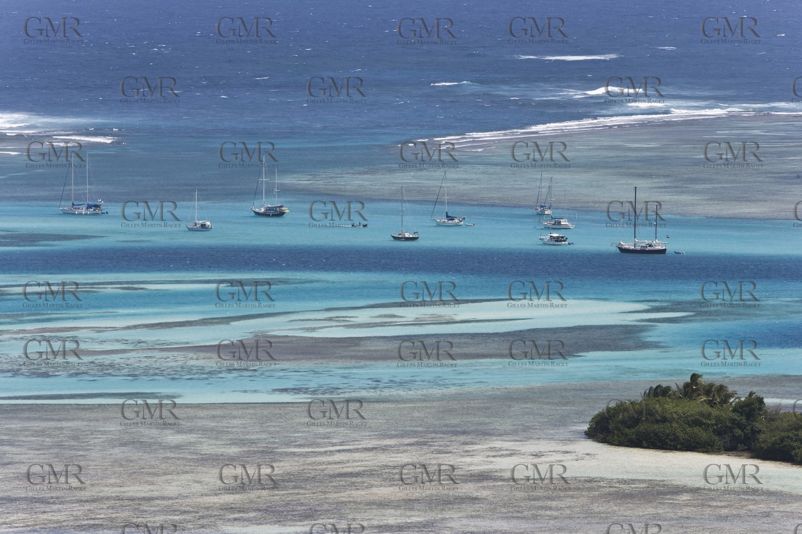 01 02 2008 - San Blas Archipelago (Panama) - Motor Yacht Senses