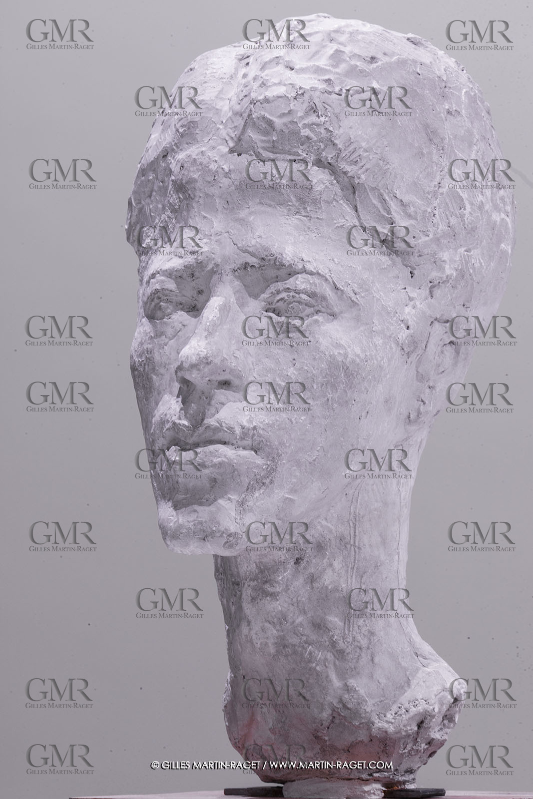 02 05 2023, Paris (FRA), oeuvre de Germaine Richier, Exposition Centre Pompidou 2023,  Buste n° 11, Charles Hug, 1933, Plâtre original, 42 x 46 x 20 cm, collection particulière