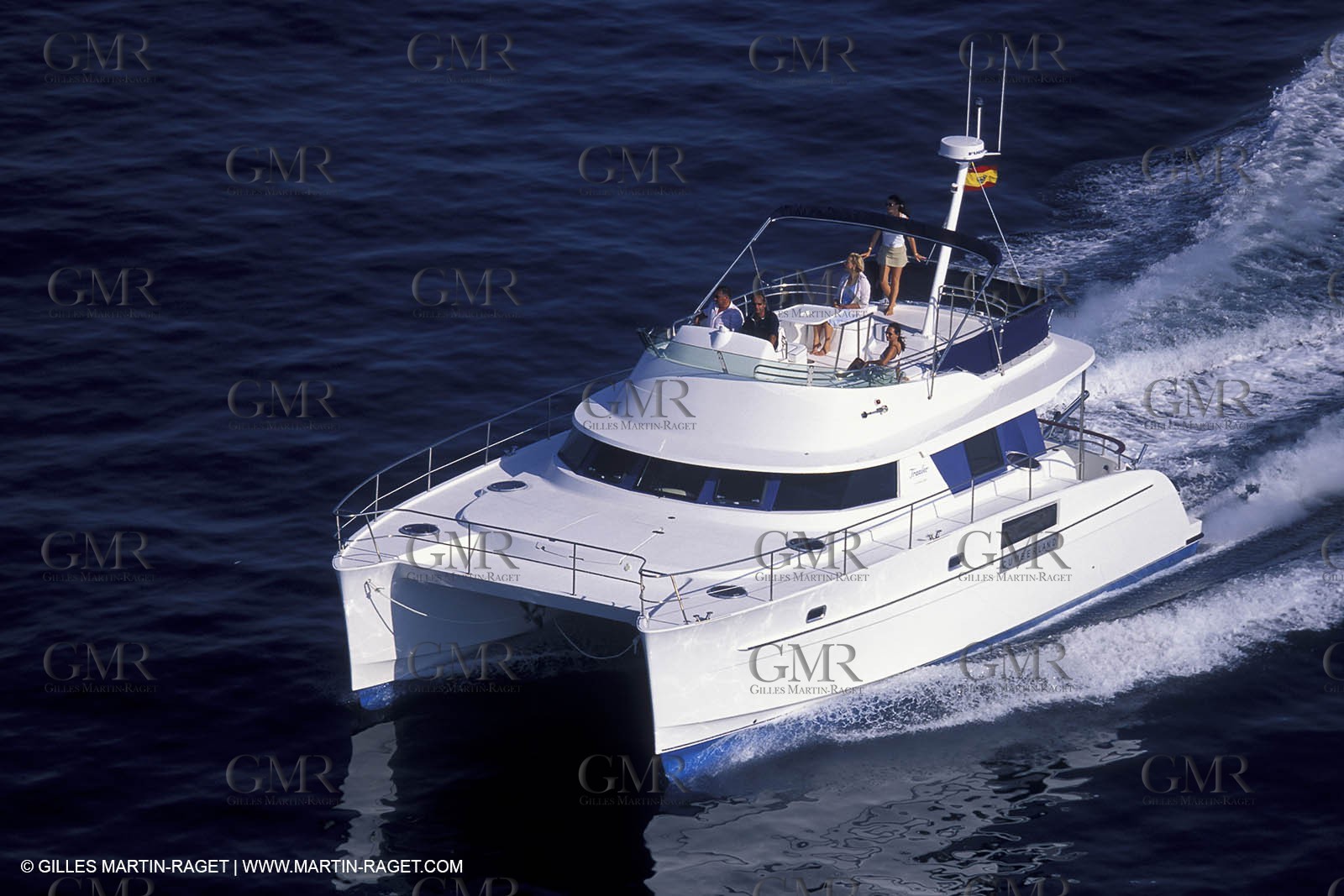 Bateau à Moteur en Route