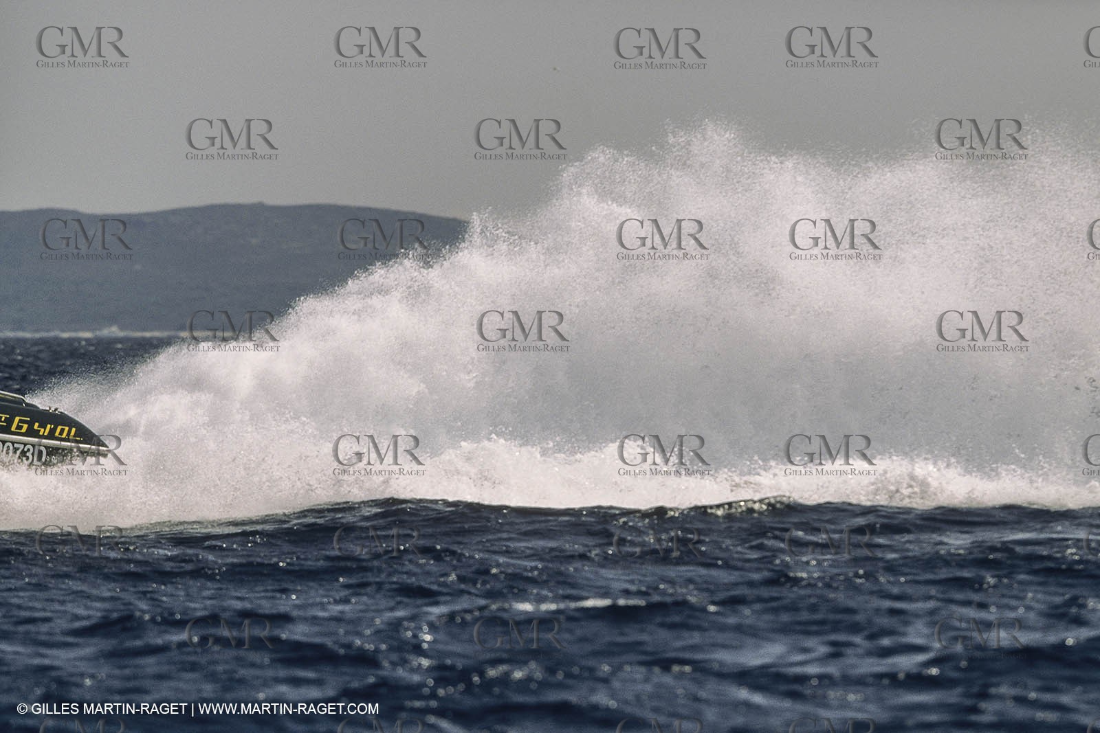 Powerboating, offshore racing