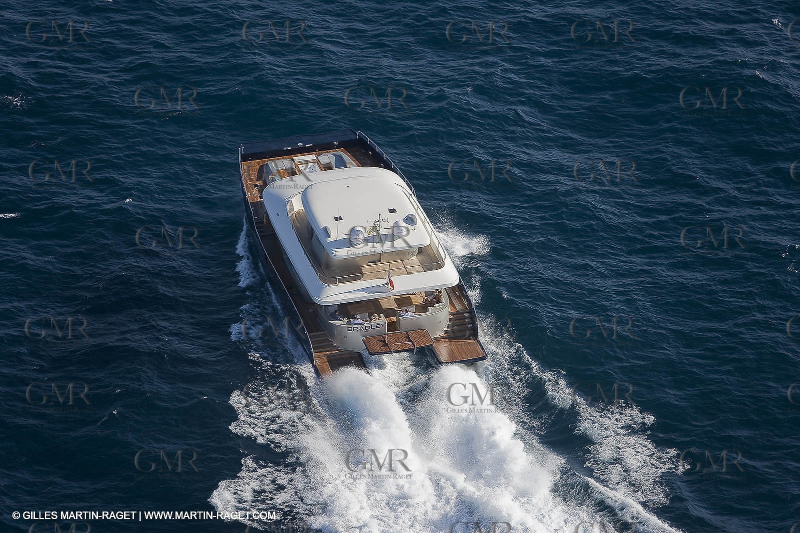 13-07-07 - La Ciotat (FRANCE) - MotorYacht - Chantier H2X