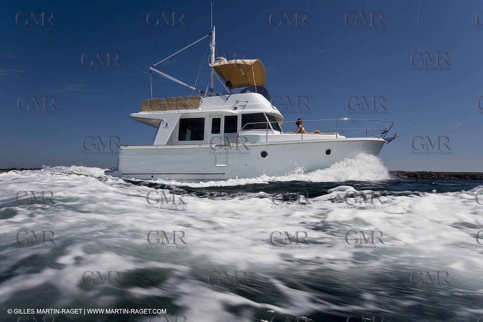 22 06 2009 - Ile d'Yeu (FRA,85) - Chantier Bénéteau - Trawler 34