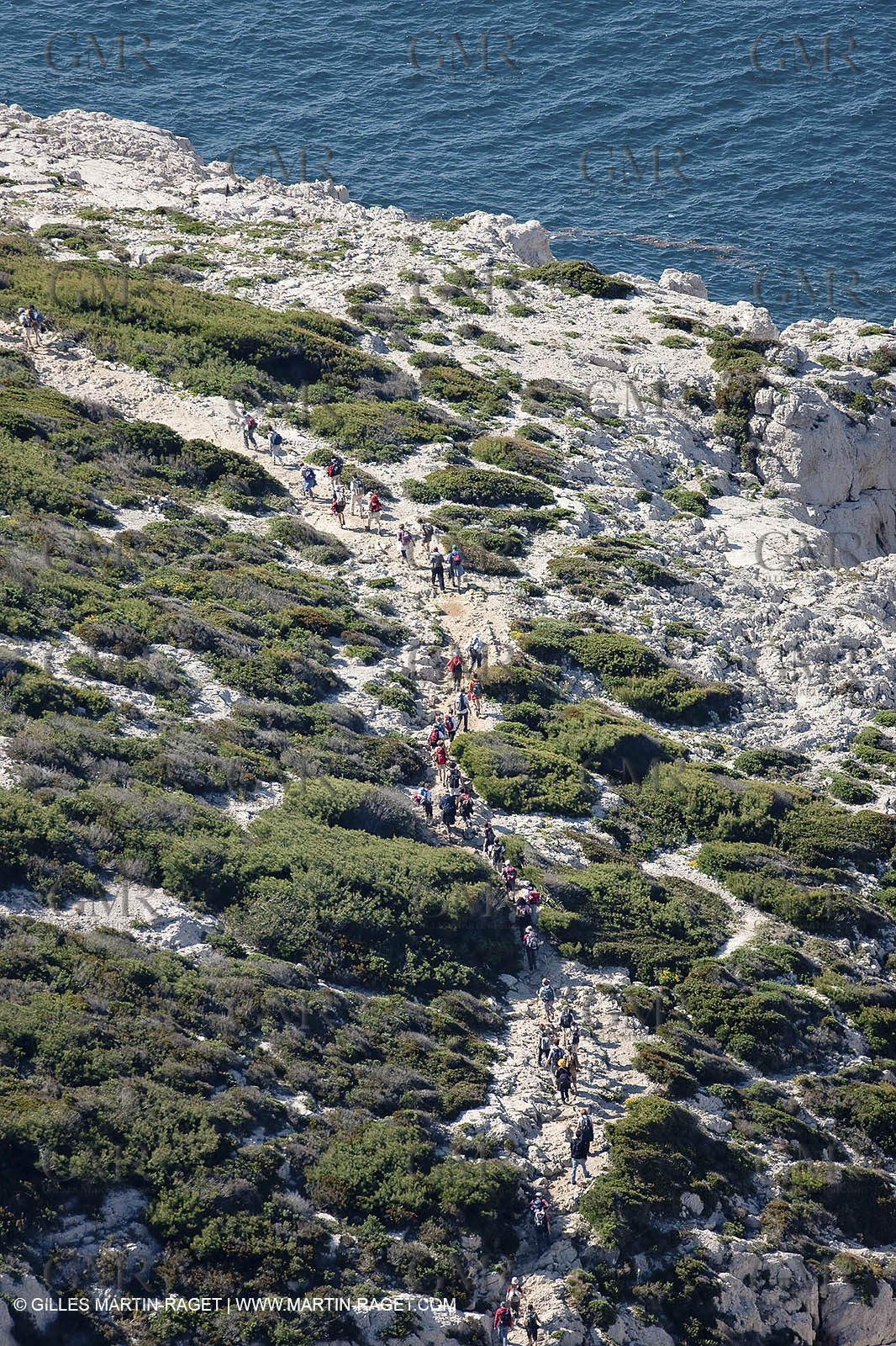 18 04 2009 - Marseille (FRA, 13) - Les Calanques - walkers