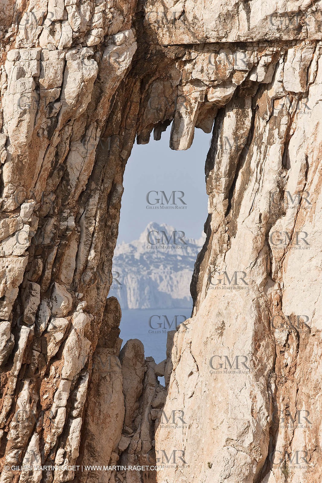 20 03 2009 - Marseille (FRA, 13) - Les Calanques - Pic de l'Eissadon et falaises du Devenson