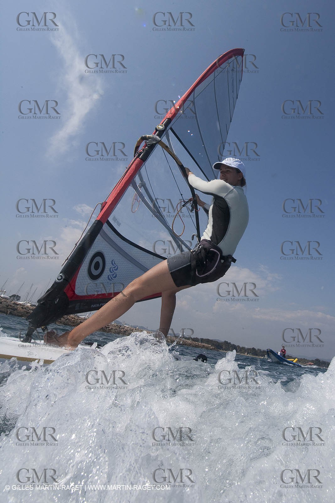 20 04 2010 - Hyères (FRA,83) - SOF 2010 - ZHIK Team - RSX women - Marina Alabau