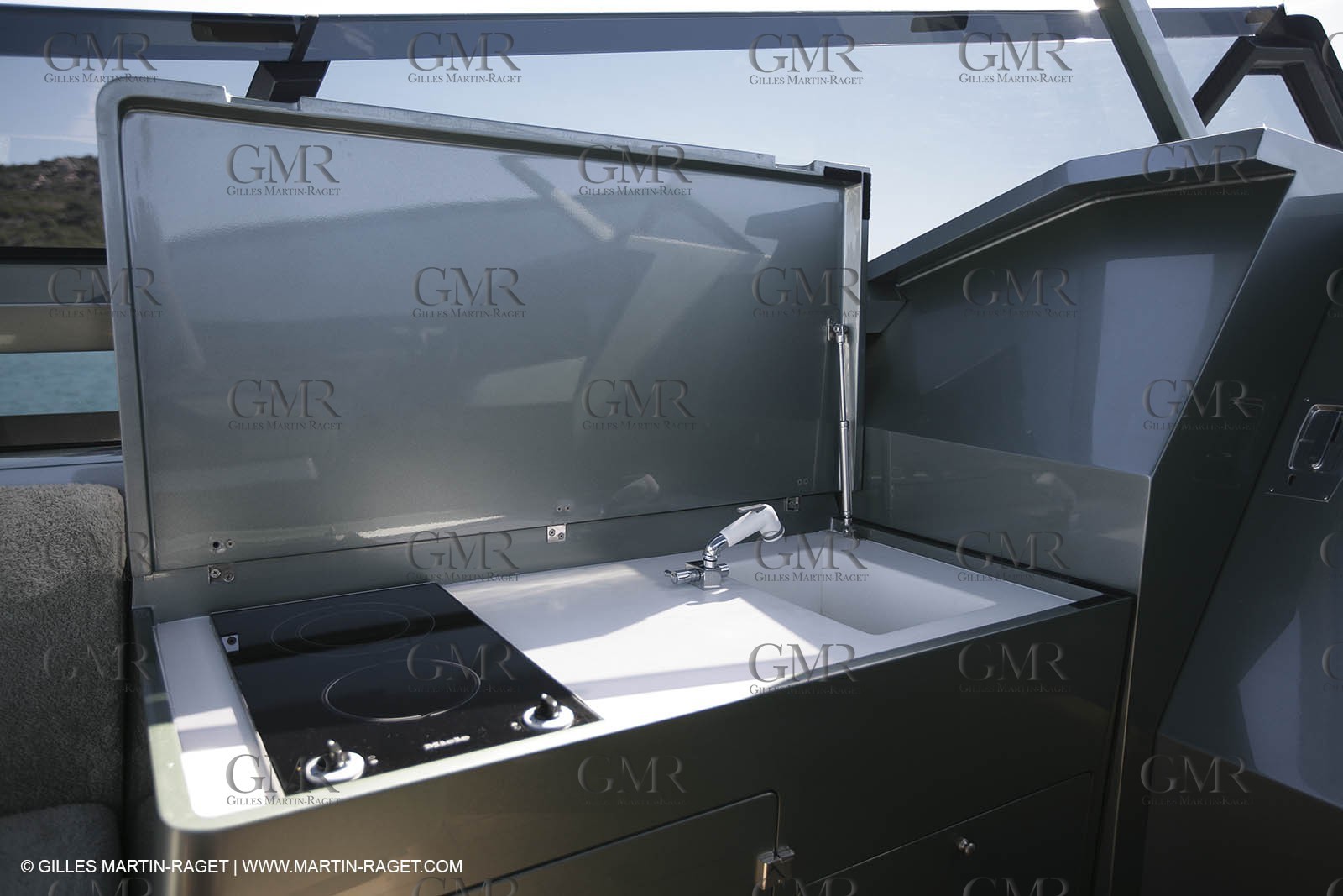 16 07 2007 - Portisco (Italie, Sardaigne) - Wally Power 47, 2007 version