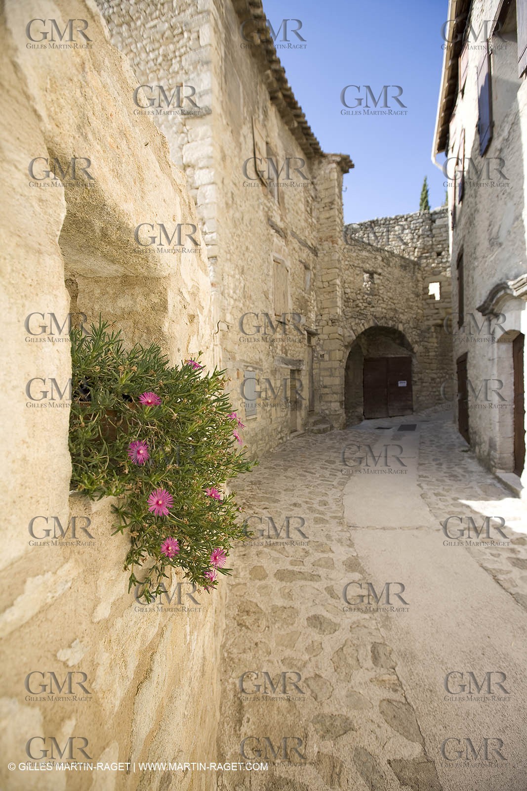 31 08 2007 - Pays de Forcalquier - Val de Durance (FRA, 04) - Lurs