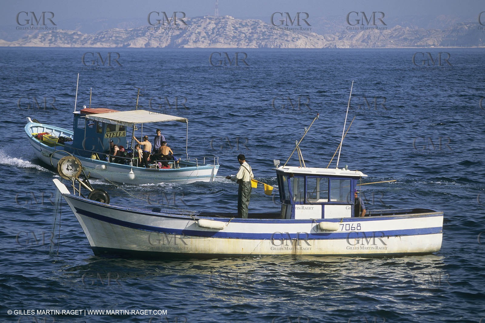 Pêche, barques, pointus, pêcheurs
