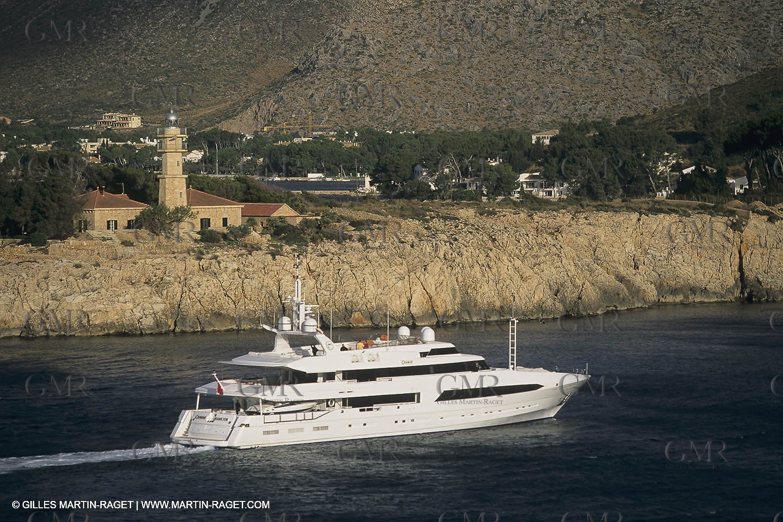 Super Motor Yachts, Chamar