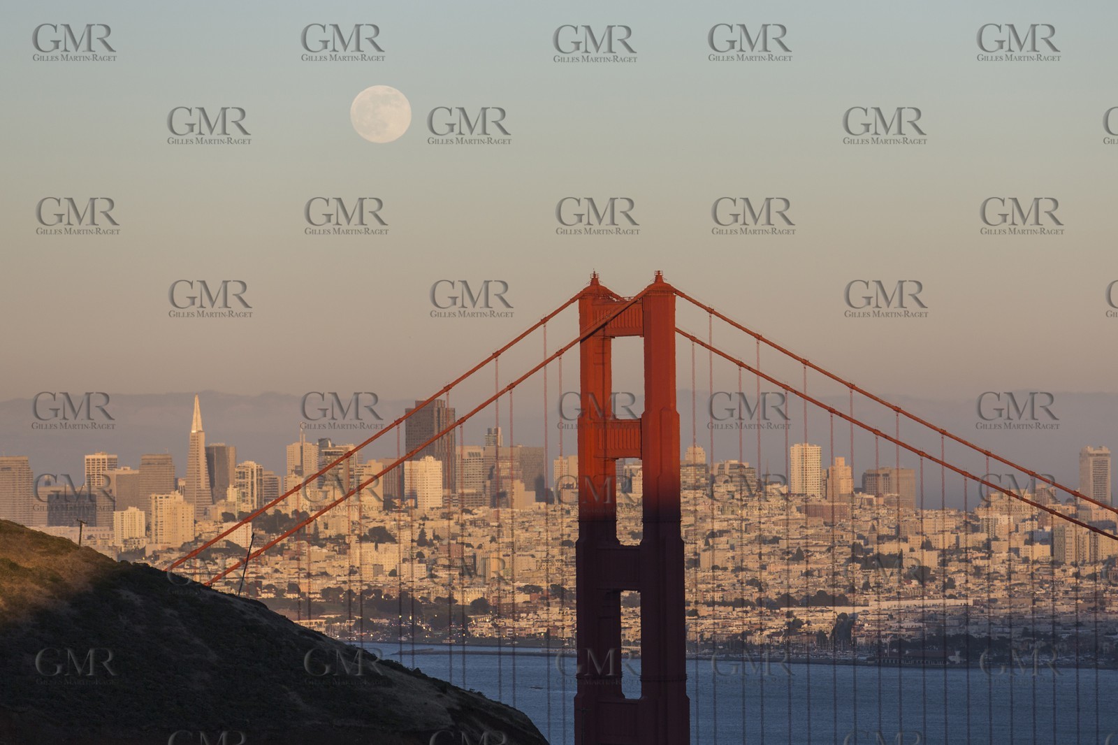 21 06 2013 - San Francisco (USA,CA) - 34th America's Cup - Oracle, ETNZ, and Artemis train on the Bay