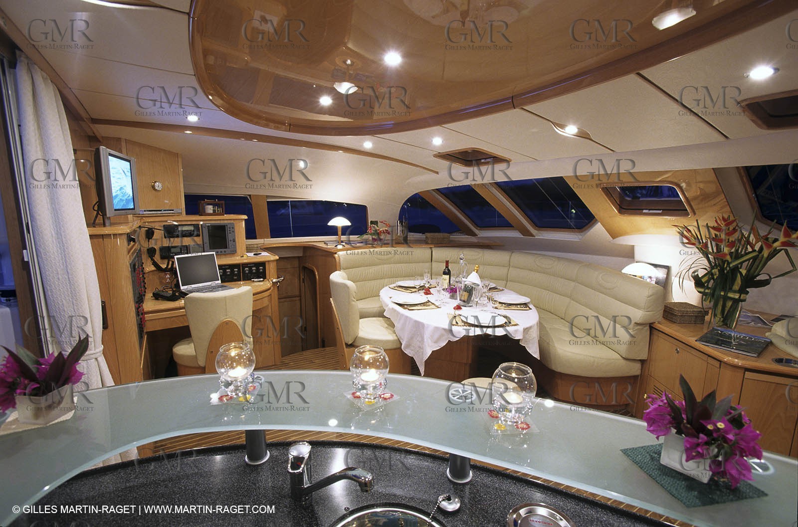 Privilege 585 - Matira - Martinique