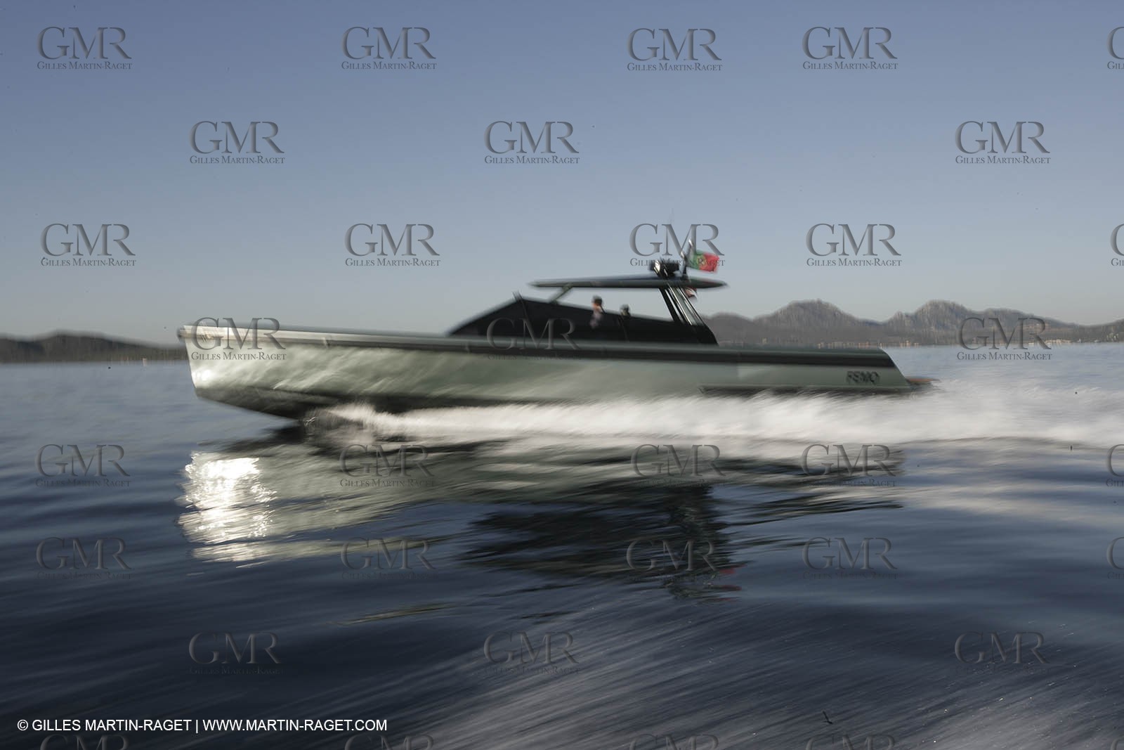 16 07 2007 - Portisco (Italie, Sardaigne) - Wally Power 47, 2007 version