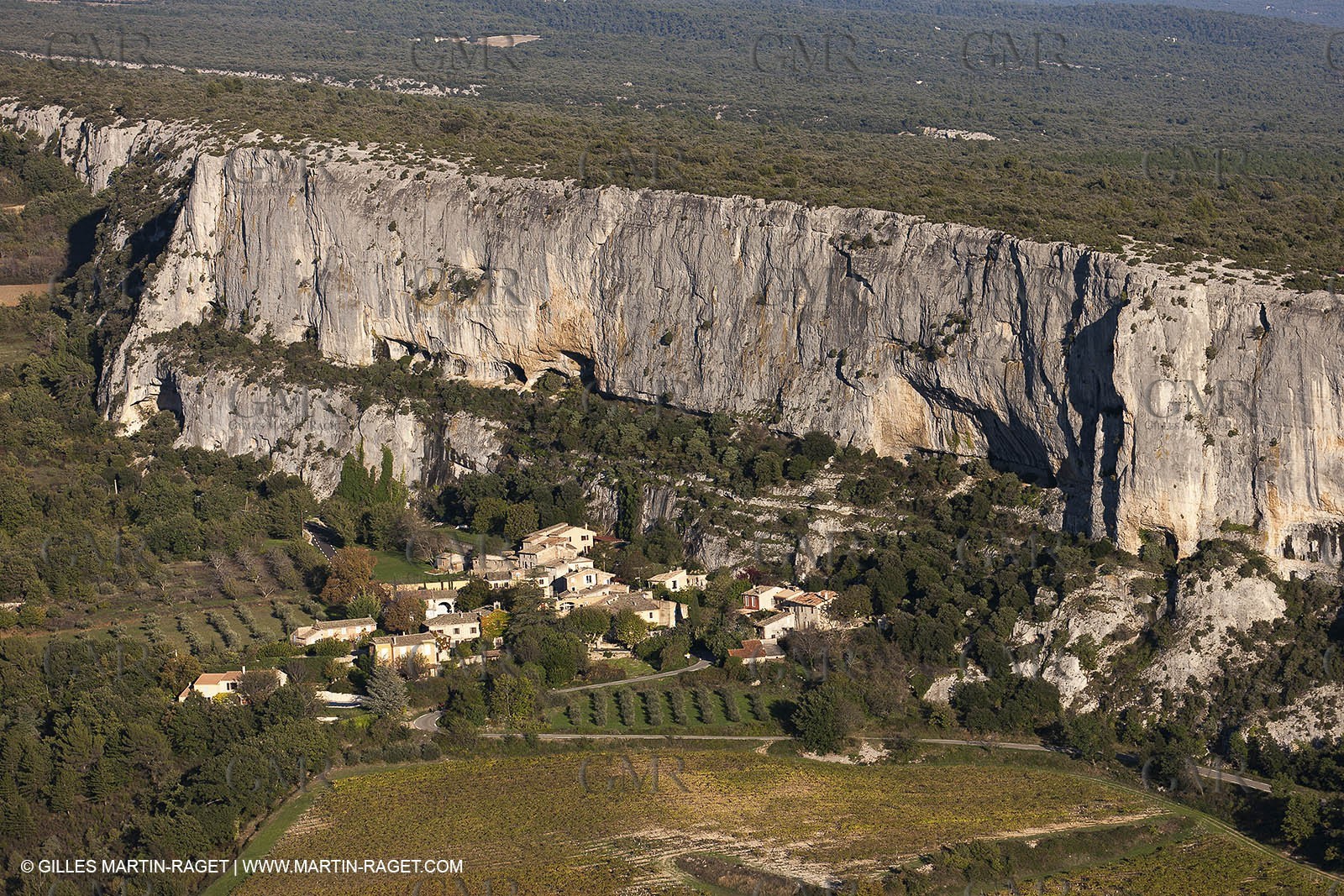 29 10 2012 - Bioux (FRA,84) - Luberon as seen from above