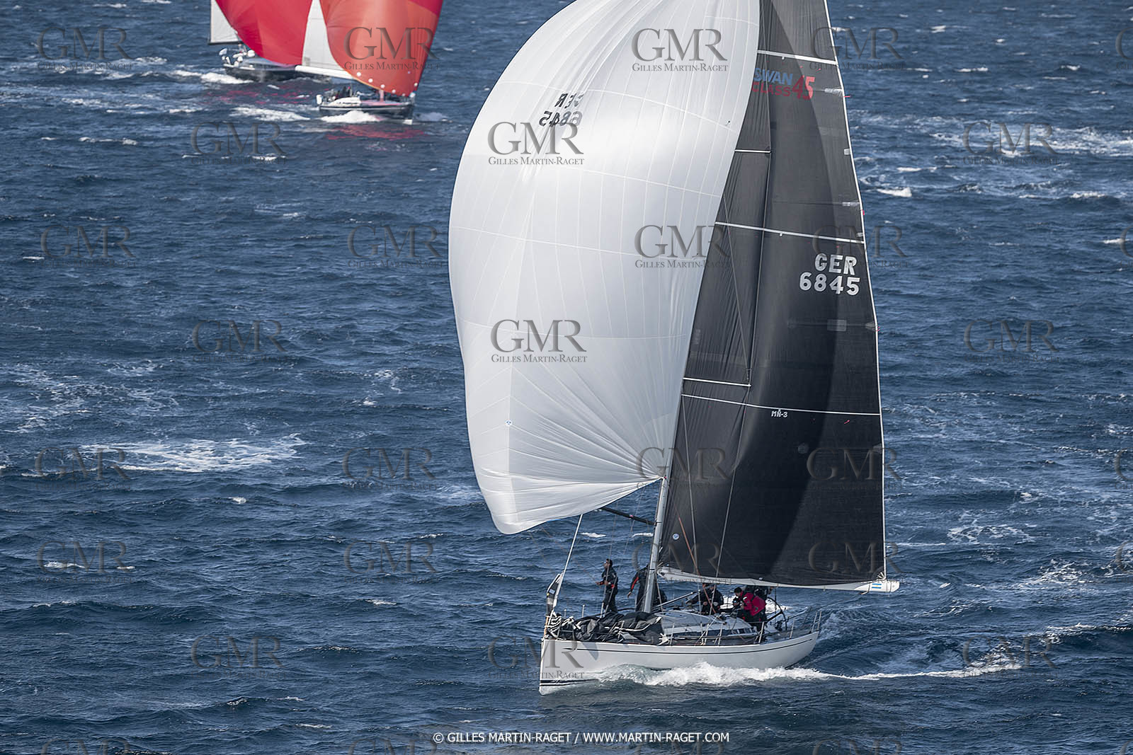 28 09 2022? Saint-Tropez,(FRA,83), Les Voiles de Saint-Tropez 2022 Régate N° 2 poup les modernes, navigation libre pour les grandes goélettes