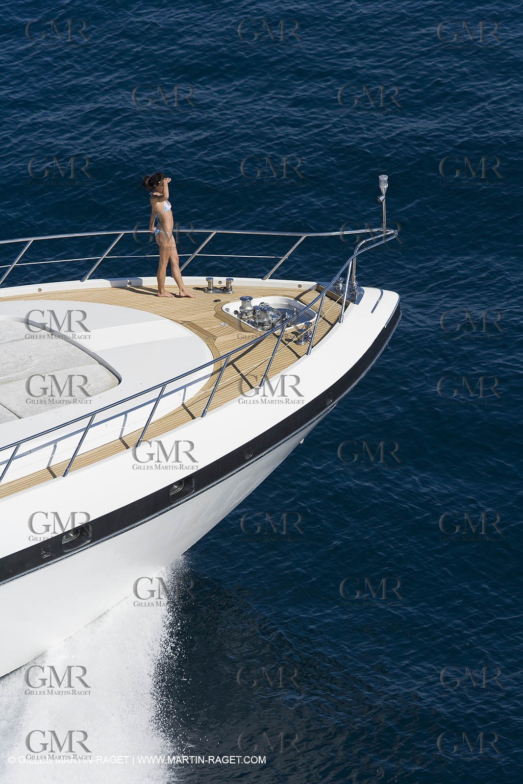 06 09 2007 - Saint Tropez (FRA, 83) - Superyachts - Motoryachts - Mangusta 92 Triple Fun in Saint Tropez - Mooring at Club 55 at Pampelonne Beach