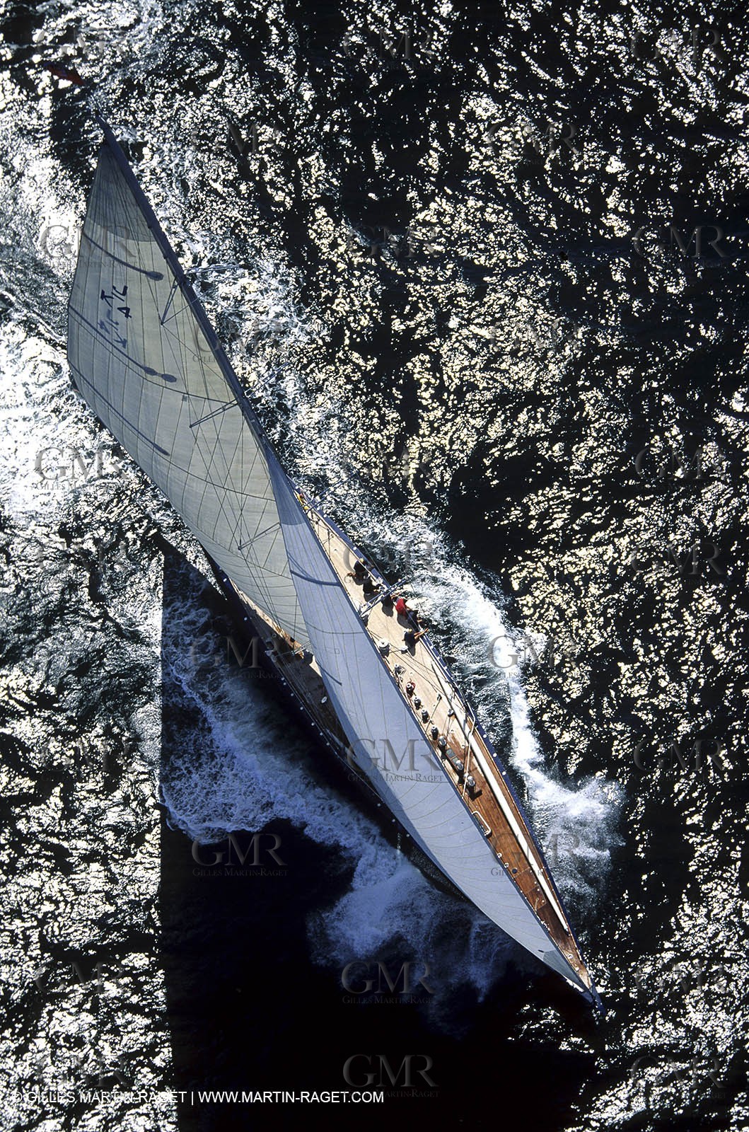 Endeavour - Classic yachts