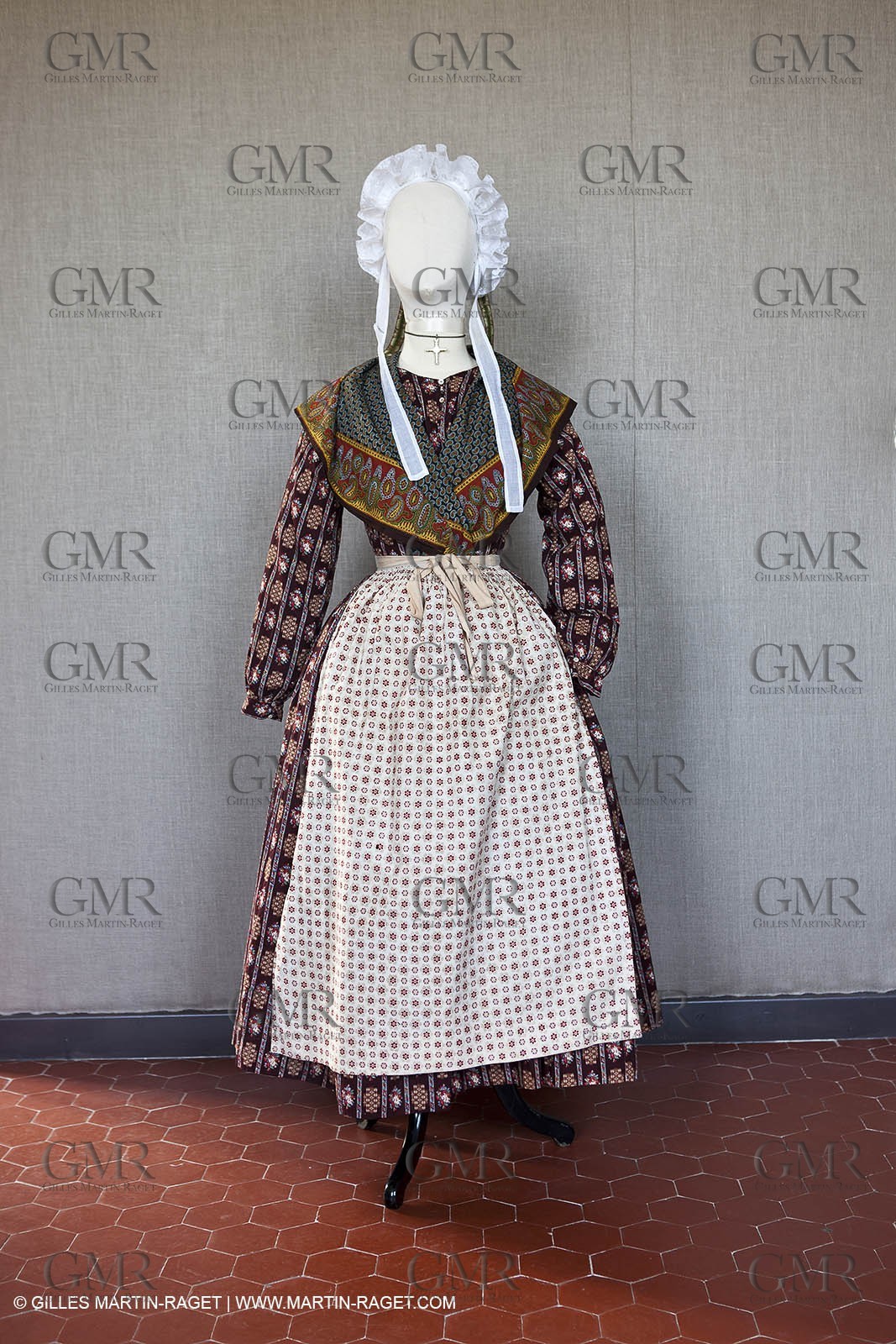 06 07 2012, Toulon (FRA,83), Villa Rozemaine, exhibition 'Fashion Dresses