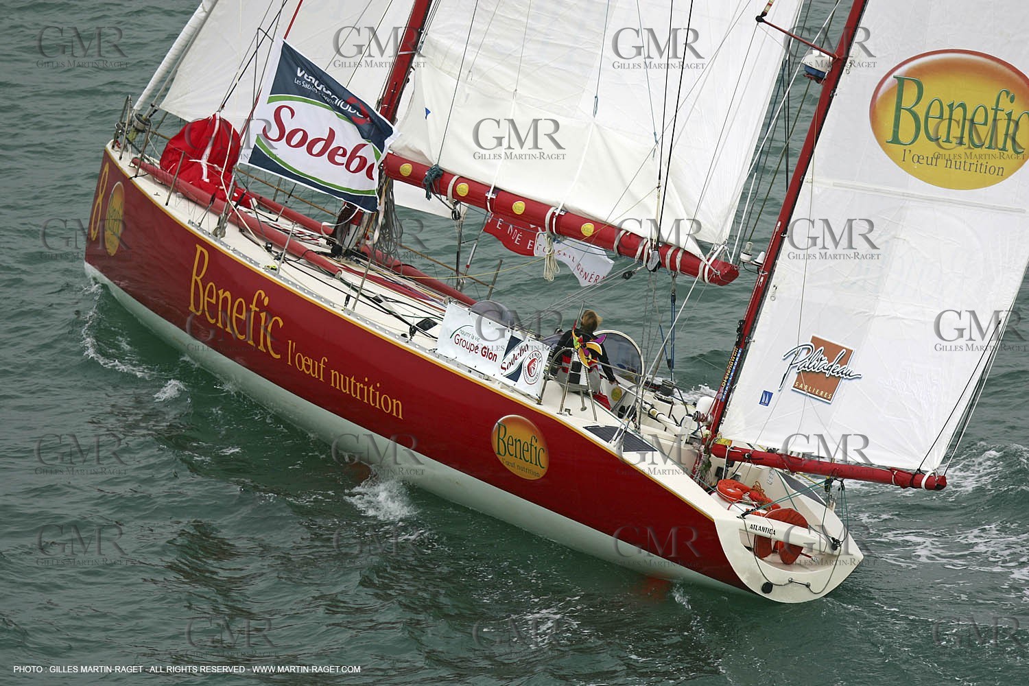Vendée Globe 2004 - Les Sables d'Olonne - Départ - Karen Leibovivi - Benefic
