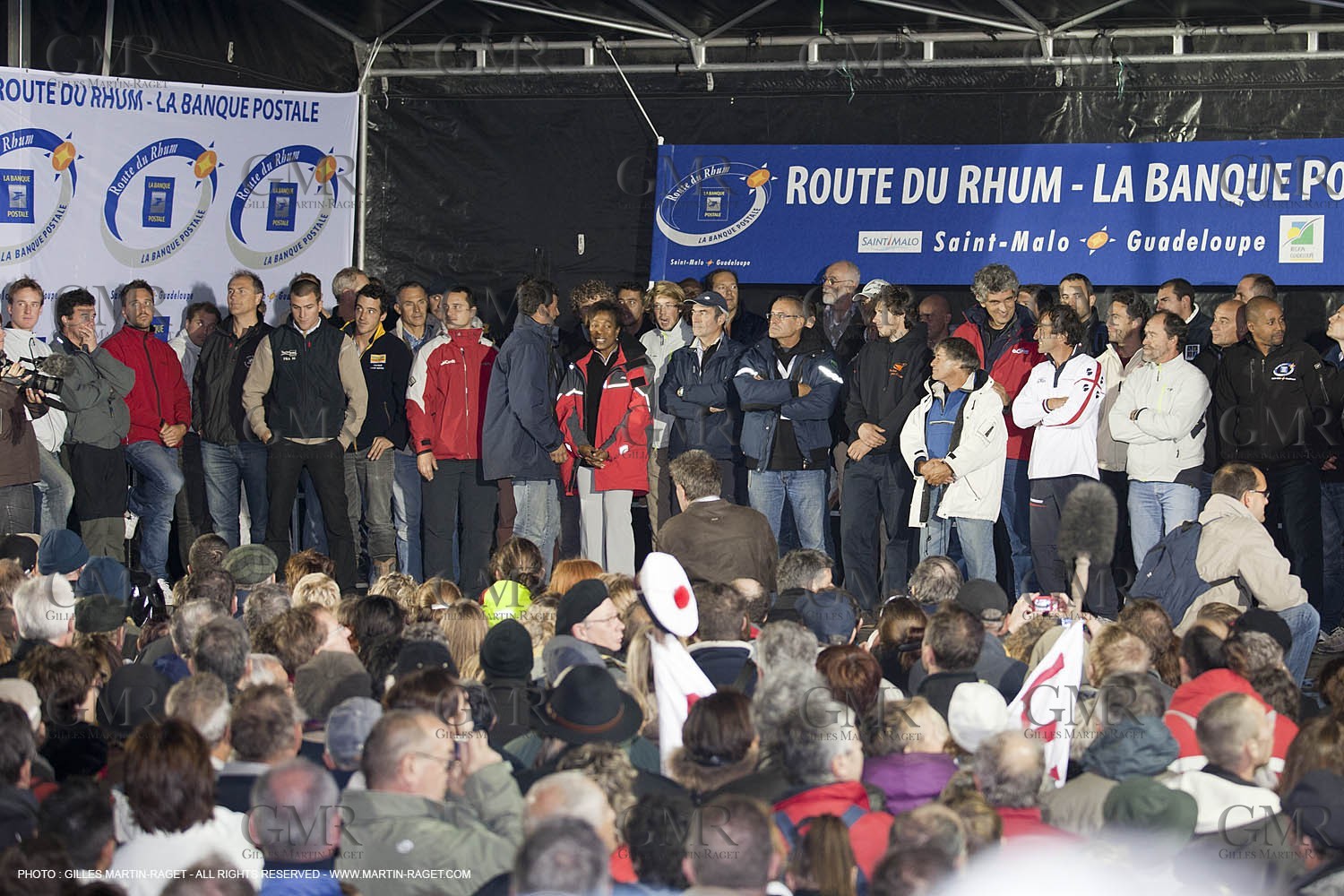 29 10 2010 - Saint Malo (FRA, 35) - Route du Rhum 2010 - Ambiances in Saint Malo - skippers presentation