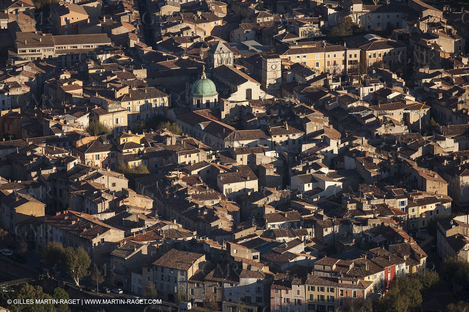 29 10 2012 - Apt (FRA,84) - Luberon as seen from above