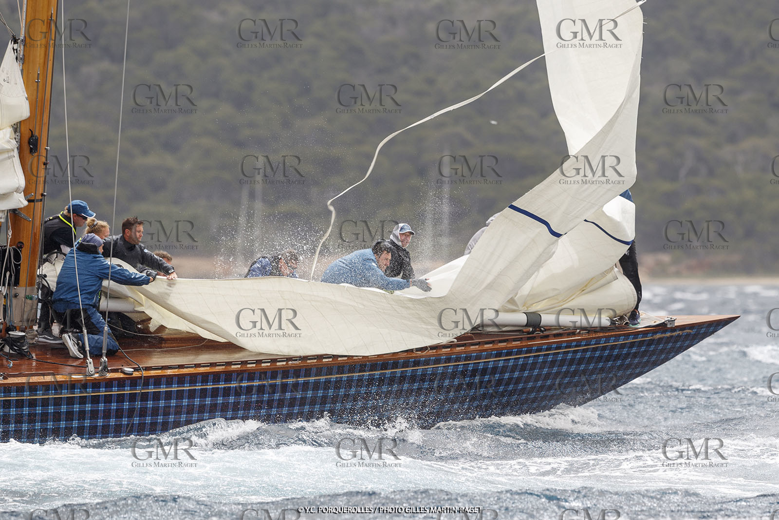 19 06 2024, Porquerolles Island (FRA), Championnat du monde des 12 m JI 2024, Race Day 1