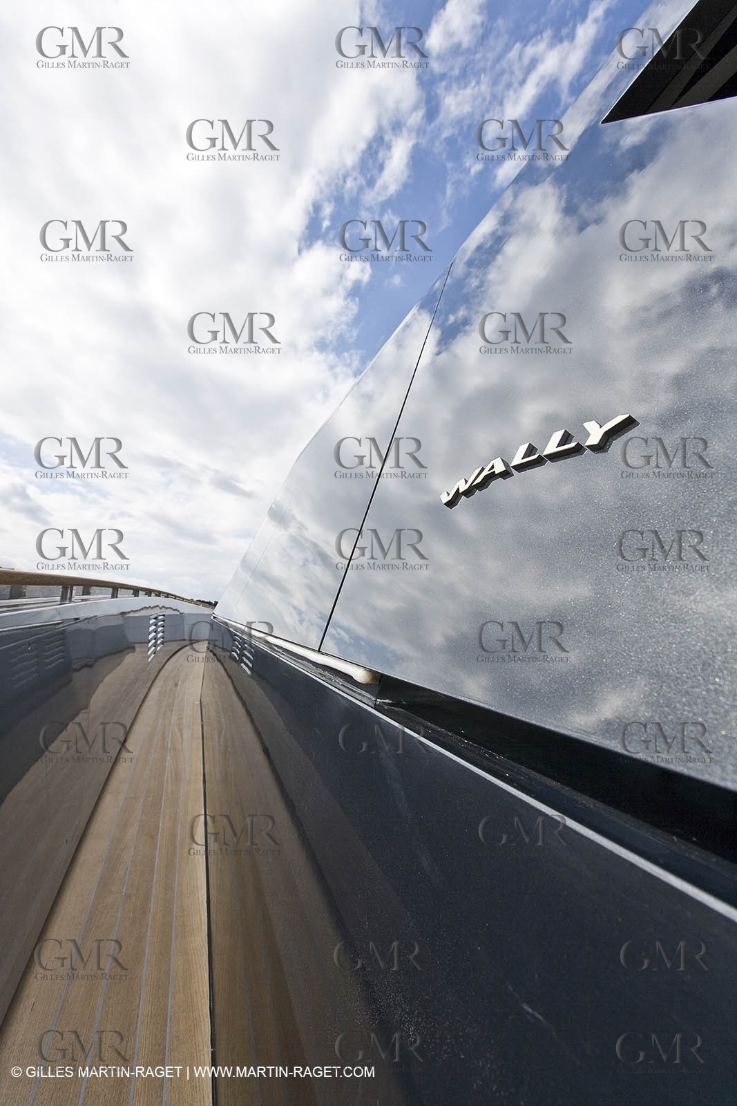 29 09 2007 - St Jean Cap Ferrat - Wally Yachts - Wally Power 70 - Lau Lau