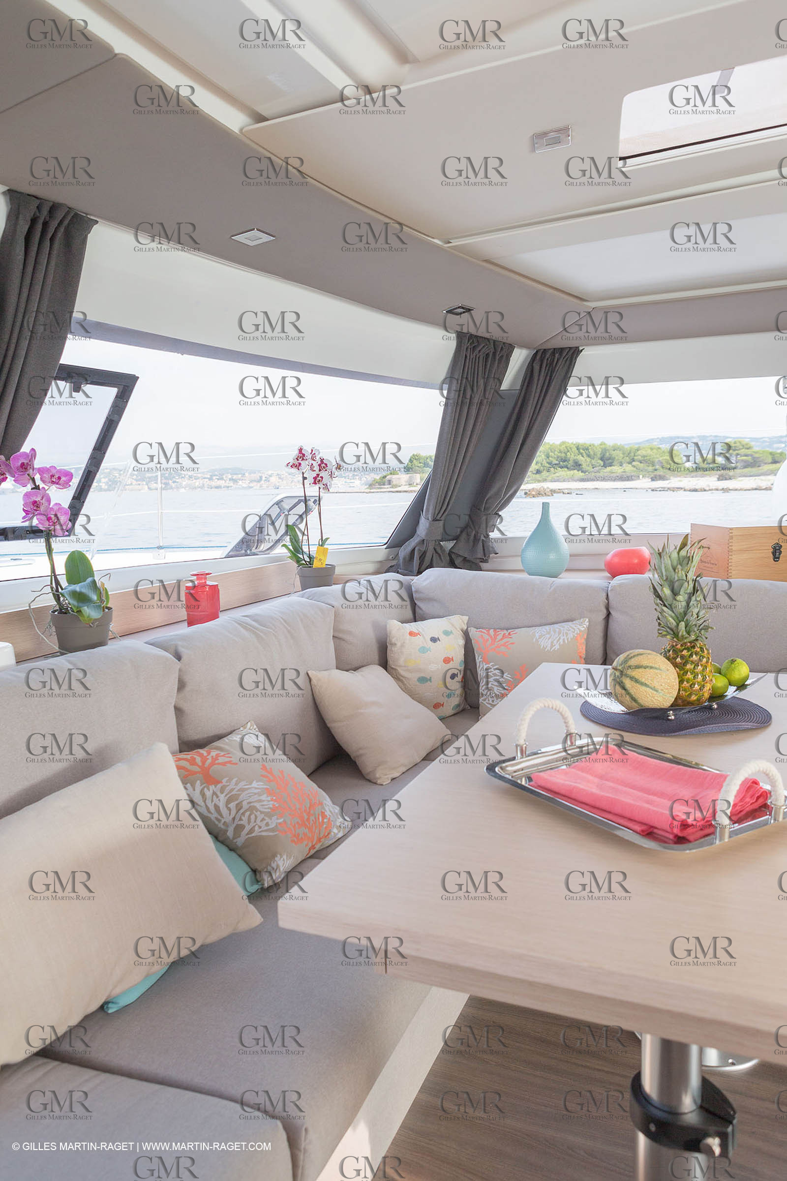 12 09 2016, Cannes (FRA,06), Chantier Fountaine-Pajot, Helia 44