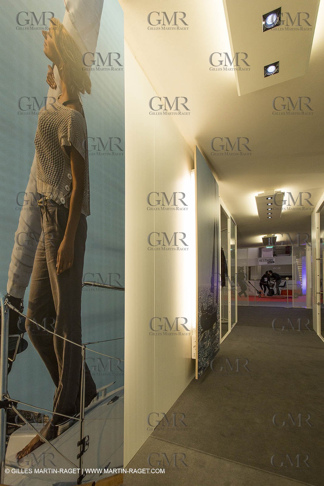 10 12 2013 - Paris (FRA,75) -Paris Boat Show - Beneteau booth