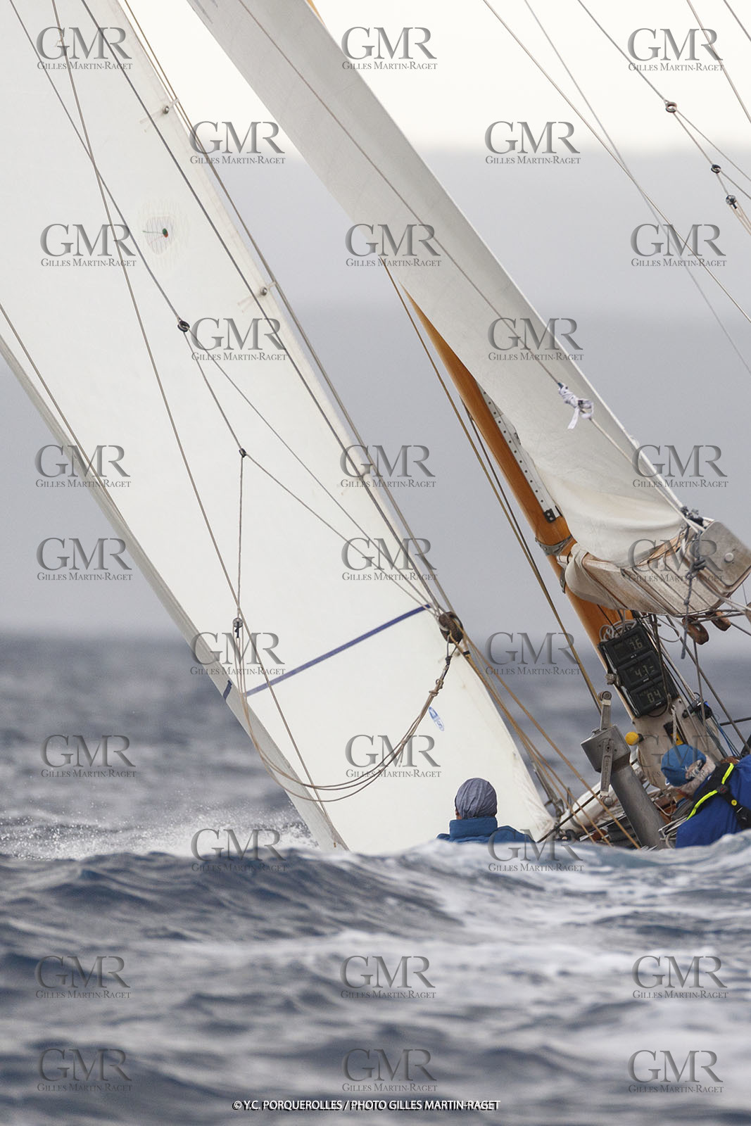 19 06 2024, Porquerolles Island (FRA), Championnat du monde des 12 m JI 2024, Race Day 1