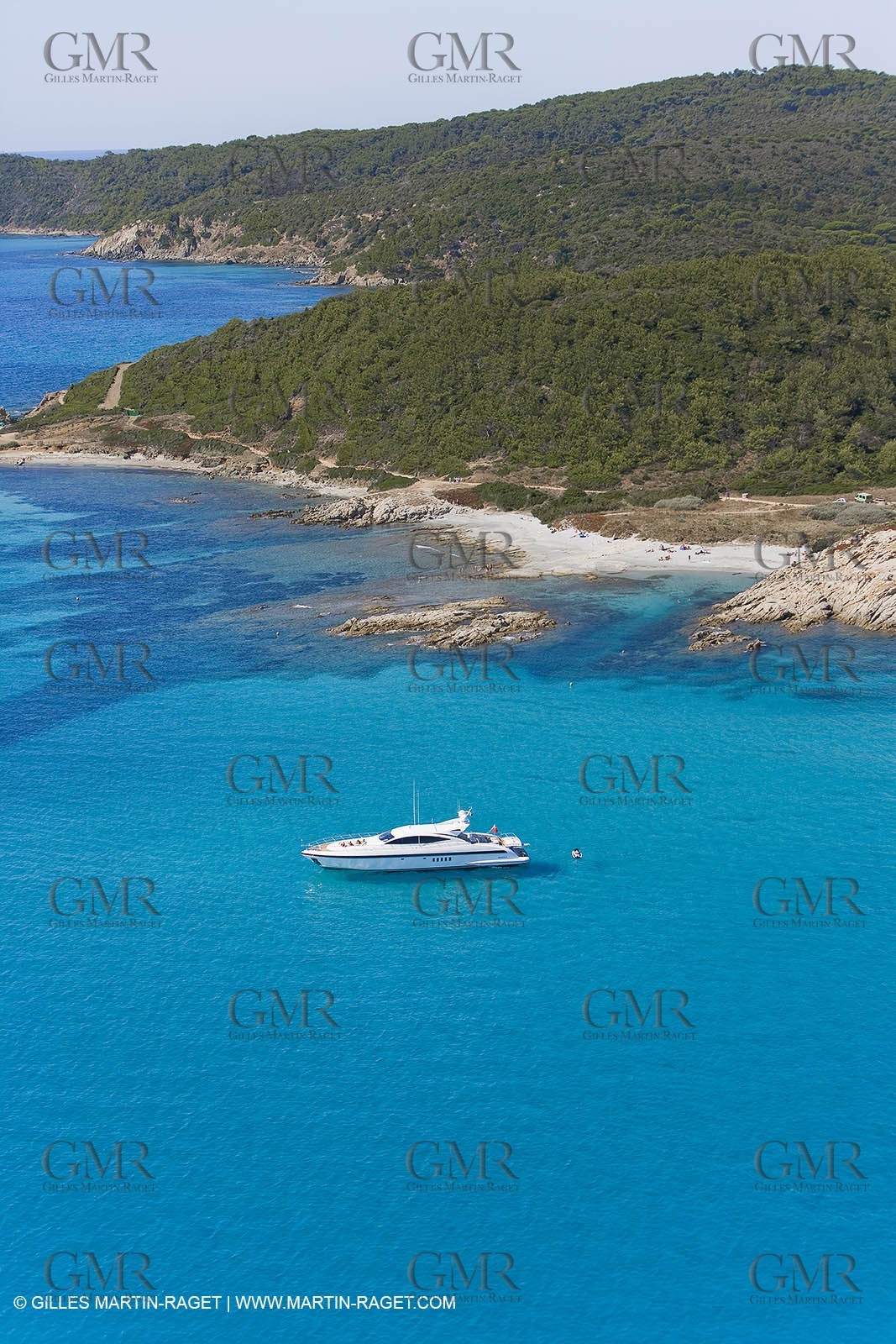 06 09 2007 - Saint Tropez (FRA, 83) - Superyachts - Motoryachts - Mangusta 92 Triple Fun in Saint Tropez - Mooring at Club 55 at Pampelonne Beach