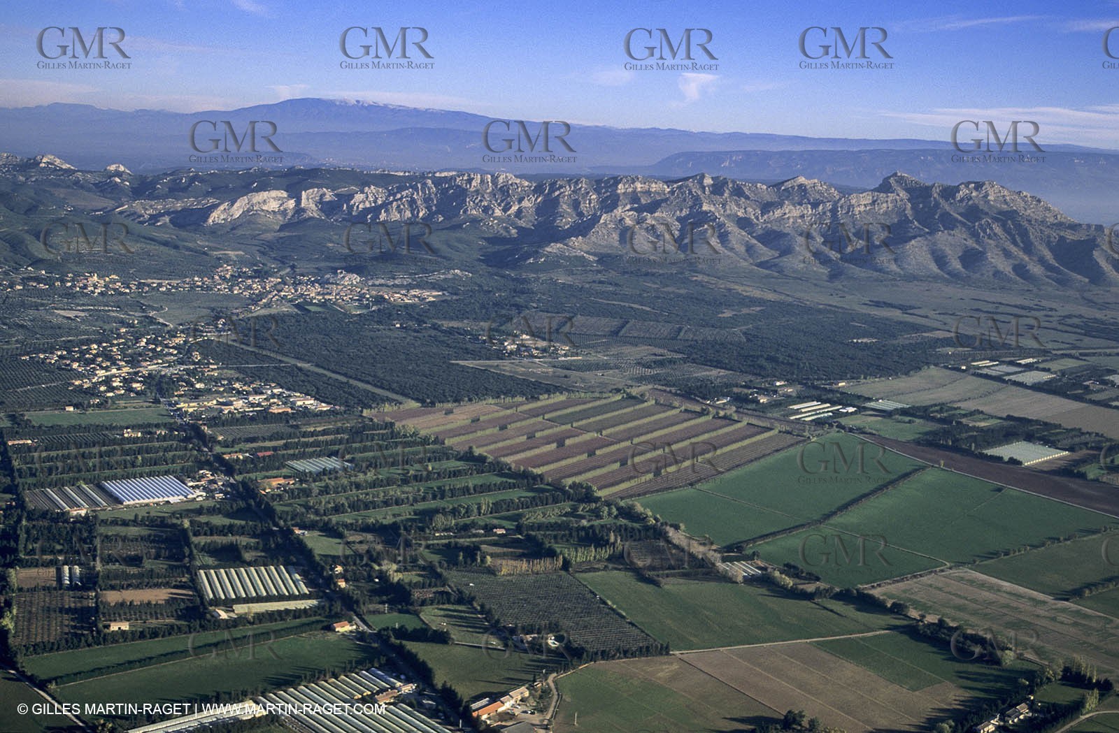 Barbegal plain - Alpilles - Ventoux