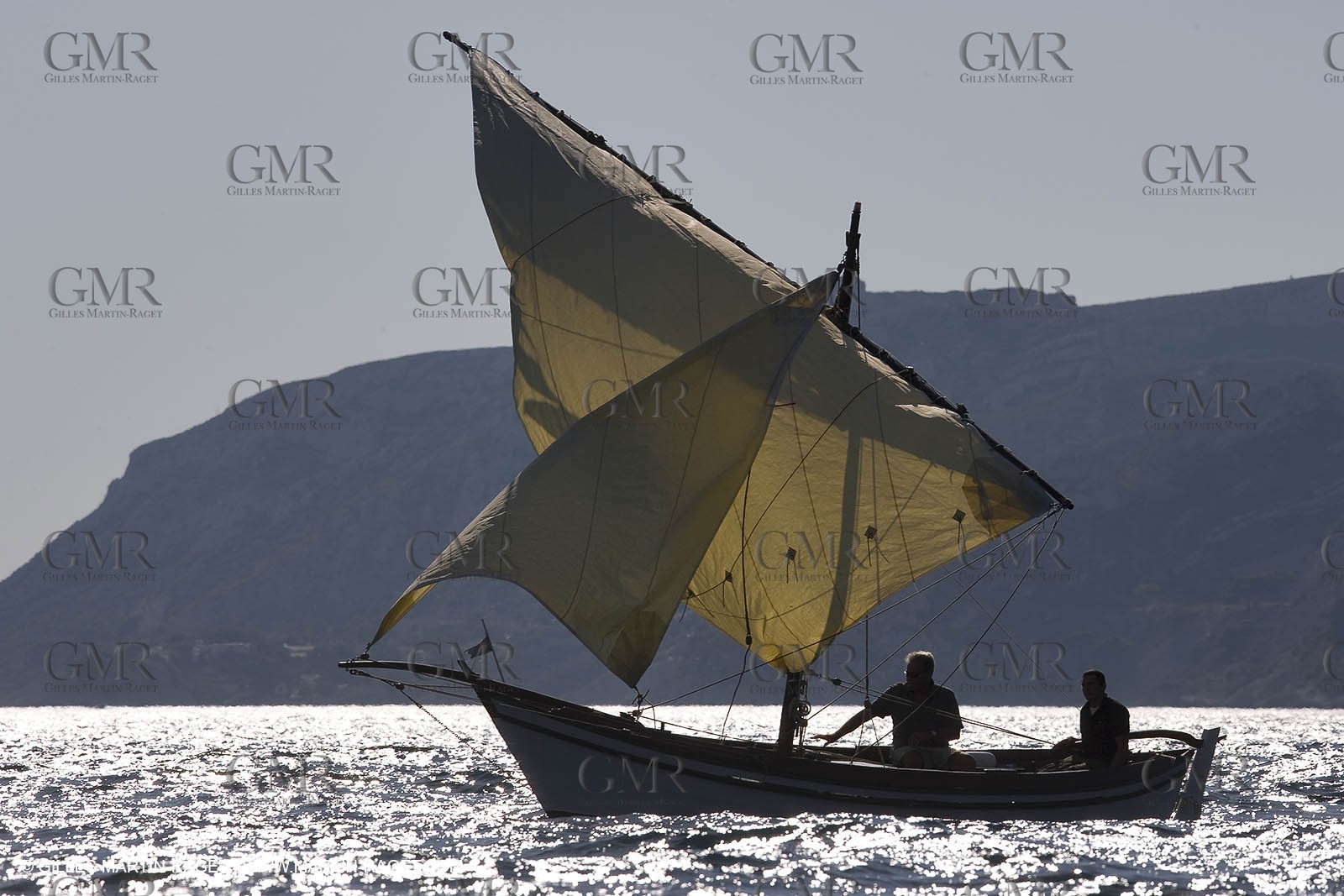 1 09 2007 - Marseille (FRA, 13) - Latin rigs in l'Estaque (Marseille north bay village)