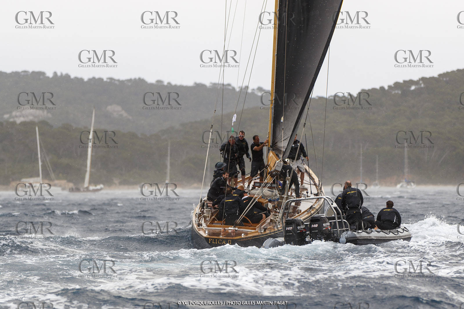 19 06 2024, Porquerolles Island (FRA), Championnat du monde des 12 m JI 2024, Race Day 1