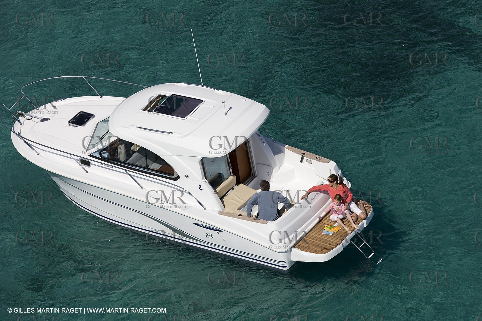 15 04 2008 - Porquerolles (Fra, 83) - Beneteau - Antares 8