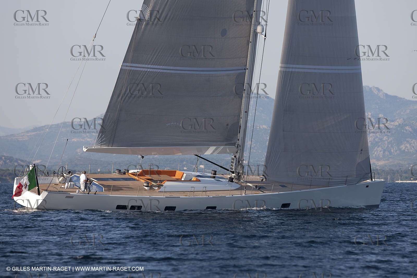 17 06 09 Porto Cervo (ITA, Sardinia) - Wally yachts - Indio 101