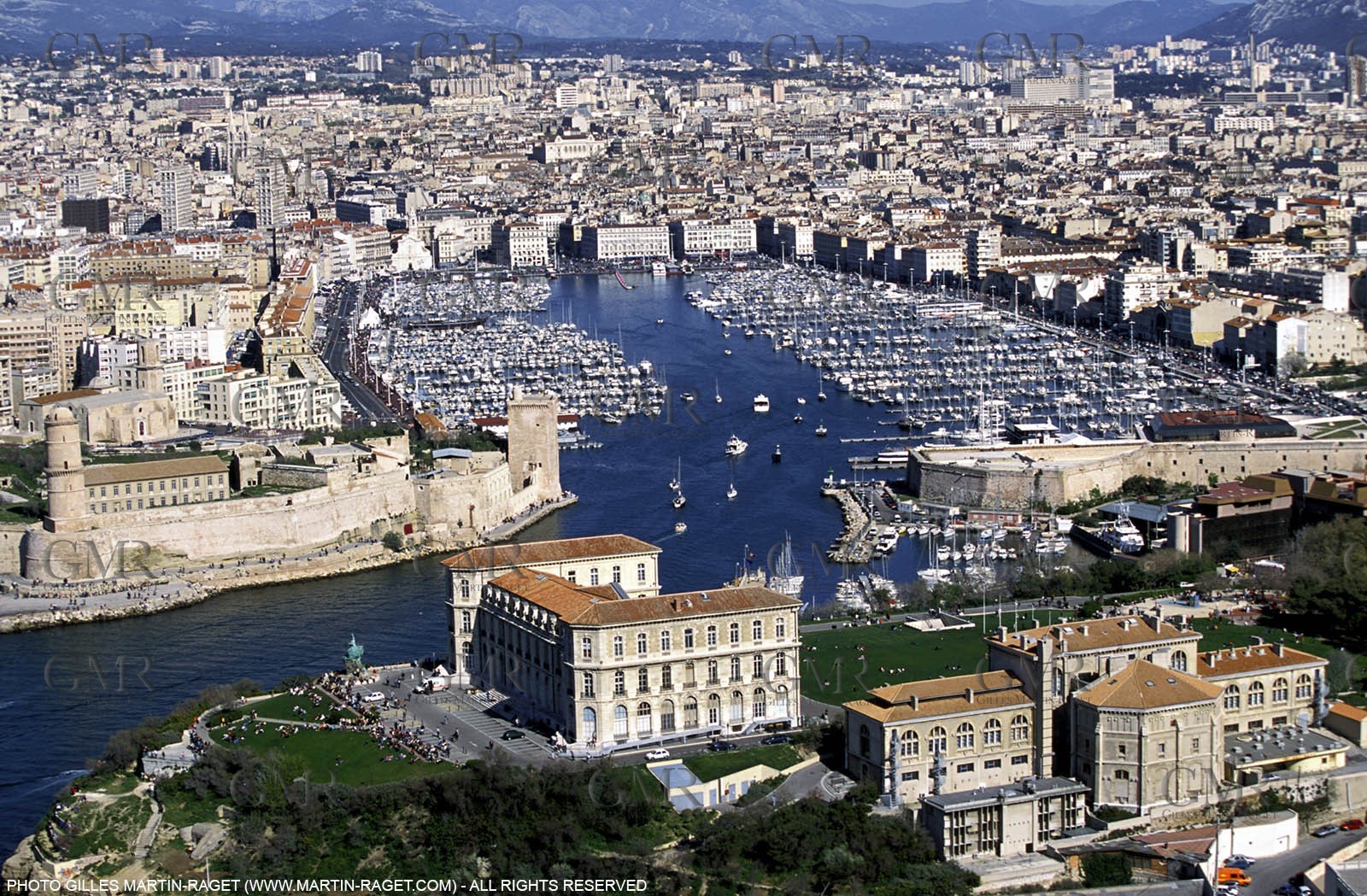 Old harbour - Pharo Palace - St Jean Fort