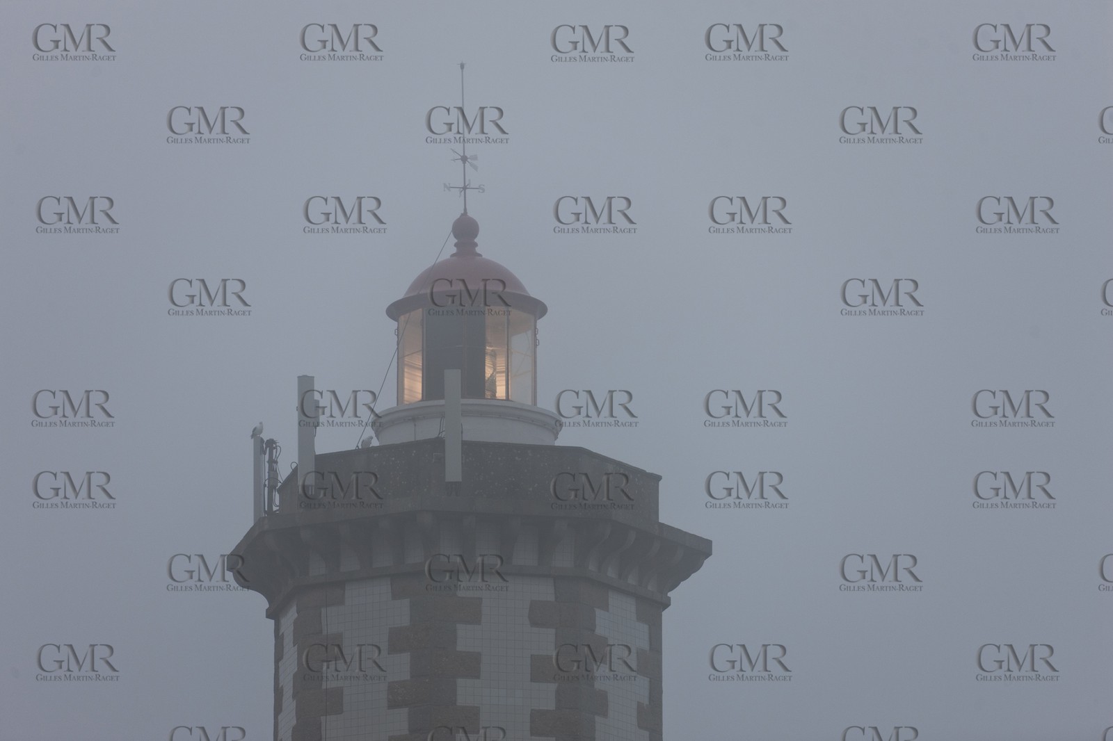 06 08 2011 - Cascais (PRT) - 34th America's Cup - AC World Series - Cascais 2011 -  Racing Day 1
