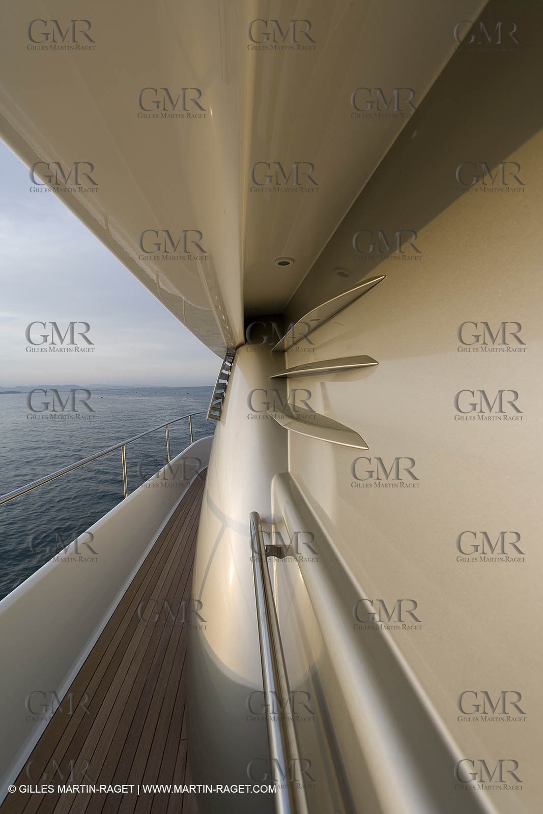 11 06 2007 - Valencia (Spain) - Super Yacht Catamaran Bradley, Gilles Vaton design built by H2X in la Ciotat (France)