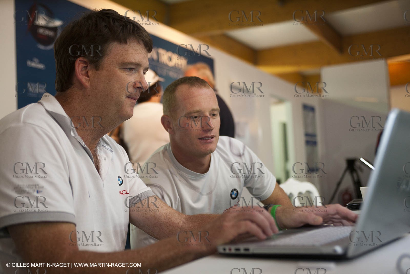 27 11 2010 - Dubai (UAE) - Dubai Louis Vuitton Trophy - Final -  BMW ORACLE Racing Vs Emirates Team New Zealand