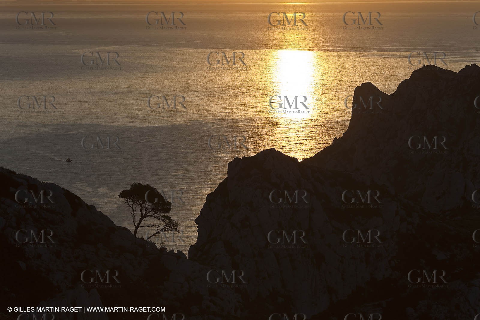 Décember 2009 - Marseille (FRA) - Les Calanques - Sormiou highs as seen from Cortiou pass