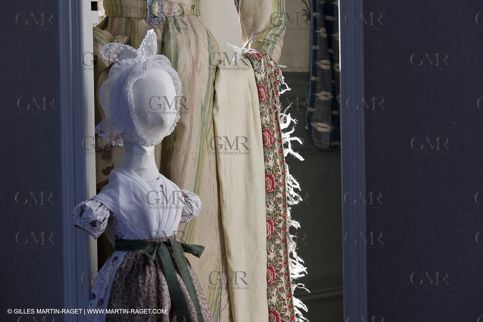 06 07 2012, Toulon (FRA,83), Villa Rozemaine, exhibition 'Fashion Dresses